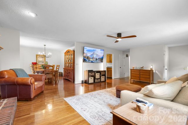 2990 Clarks Chapel Road, Lenoir, NC 28645
