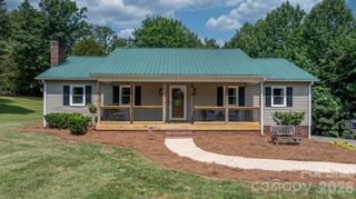 2990 Clarks Chapel Road, Lenoir, NC 28645
