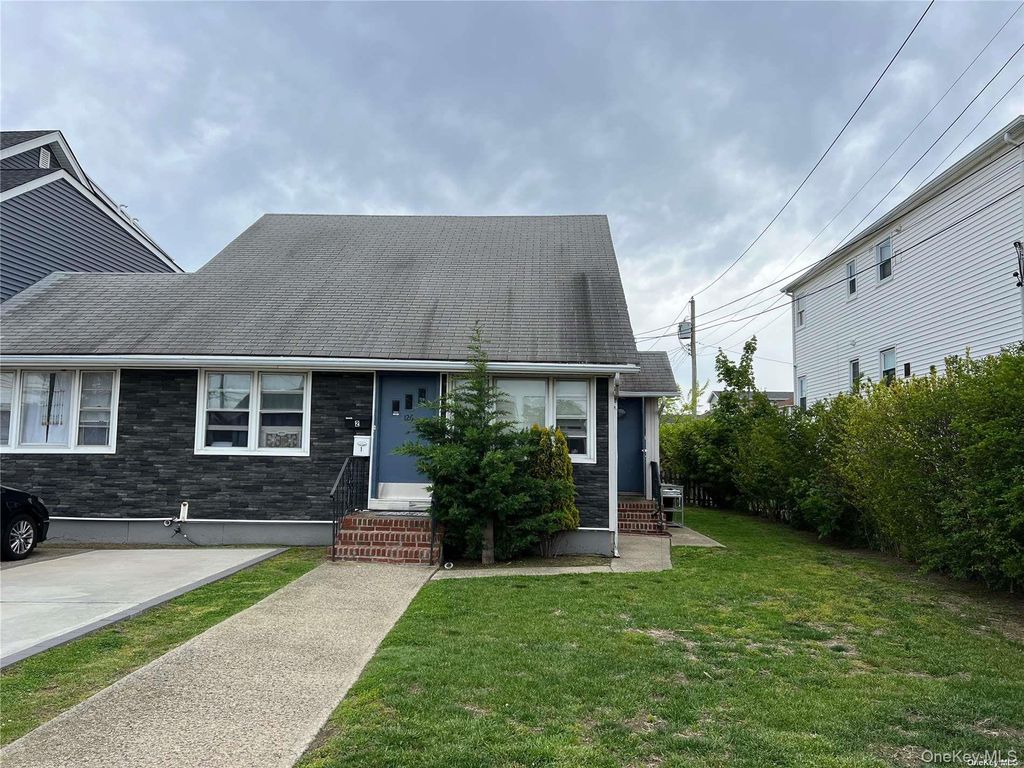 126 Radcliffe Road 2, Island Park, NY 11558