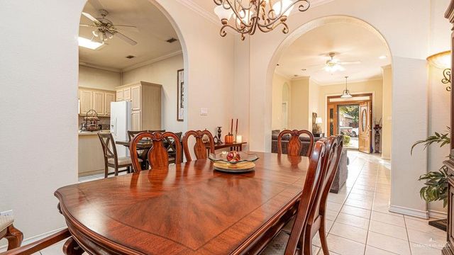 1018 N Boston College Drive, Edinburg, TX 78541