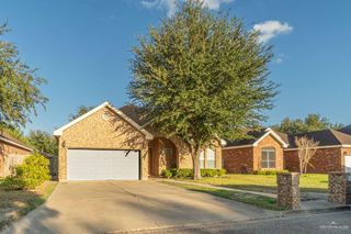 1018 N Boston College Drive, Edinburg, TX 78541