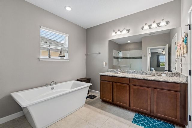 1084 CAVENDER CREEK ROAD, Minneola, FL 34715