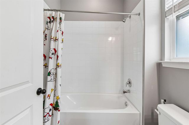 1084 CAVENDER CREEK ROAD, Minneola, FL 34715