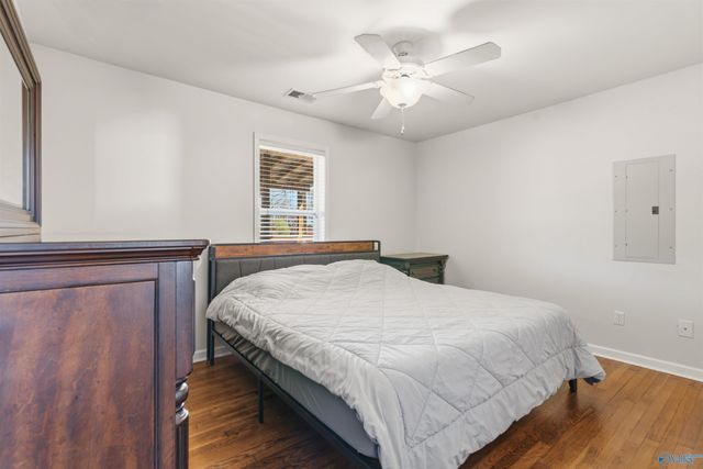 500 Nelson Street SW, Hartselle, AL 35640