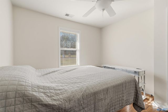 500 Nelson Street SW, Hartselle, AL 35640