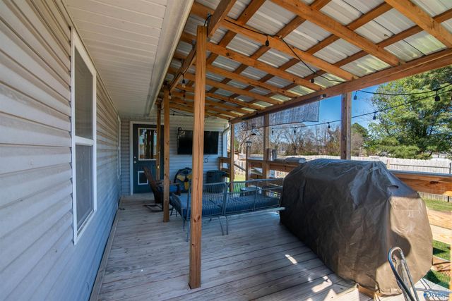 500 Nelson Street SW, Hartselle, AL 35640