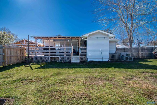 500 Nelson Street SW, Hartselle, AL 35640