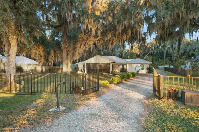 13900 County Road 13, St Augustine, FL 32092