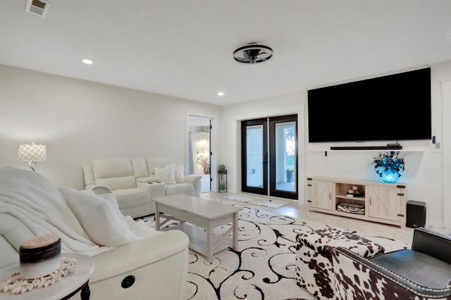 13900 County Road 13, St Augustine, FL 32092