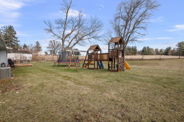 226 Hillcrest Drive, Geneseo, IL 61254