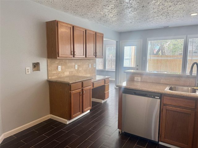 4731 Quillback Drive, Friendswood, TX 77546