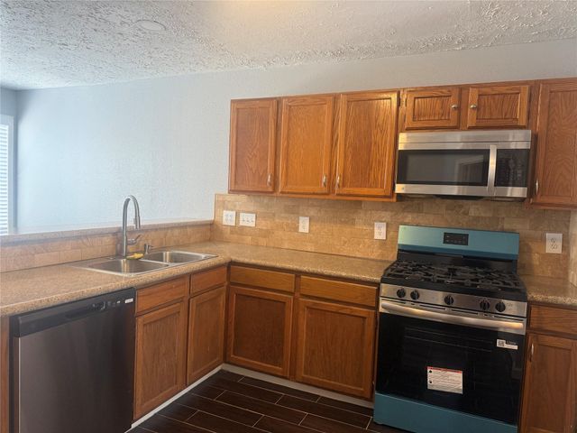 4731 Quillback Drive, Friendswood, TX 77546