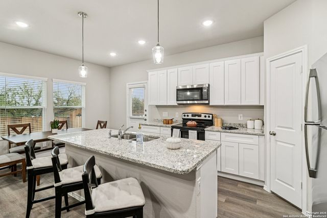 106 Sai Mnr Unit 101, San Antonio, TX 78249