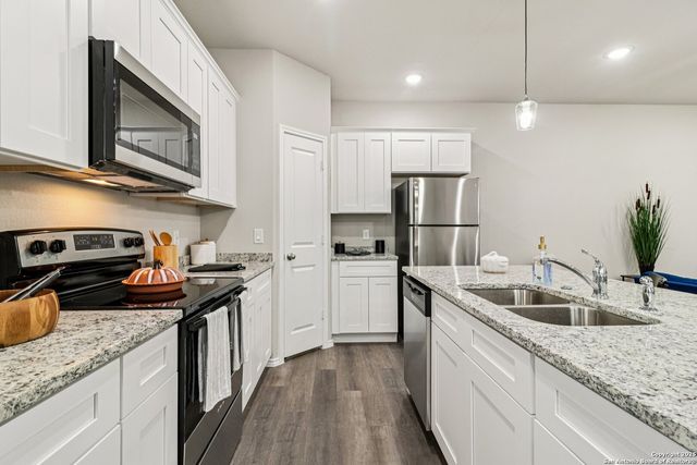 106 Sai Mnr Unit 101, San Antonio, TX 78249