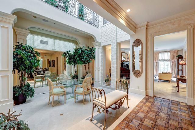 7914 Woodway Drive, Houston, TX 77063