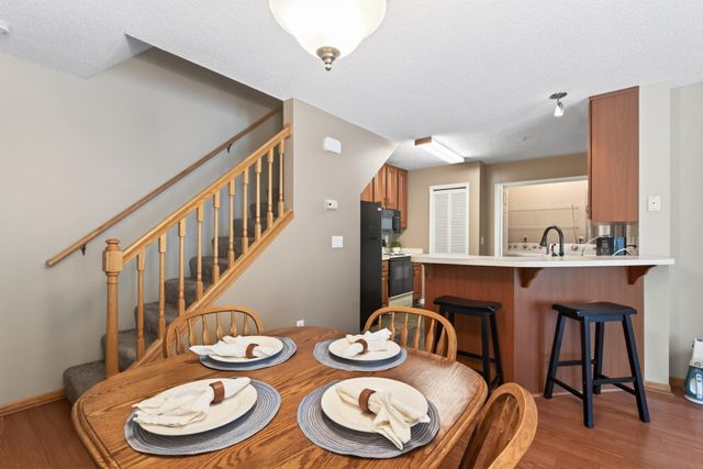 2210 Ranchview Lane N 127, Plymouth, MN 55447