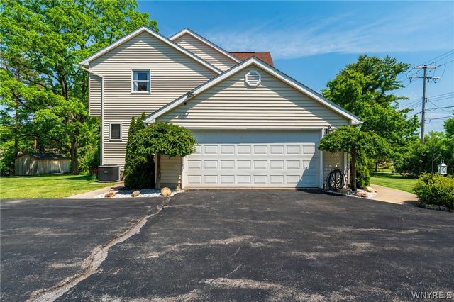 5550 Scherff Road, Orchard Park, NY 14127
