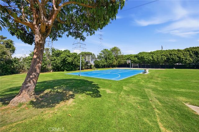 105 Harvard Lane, Seal Beach, CA 90740