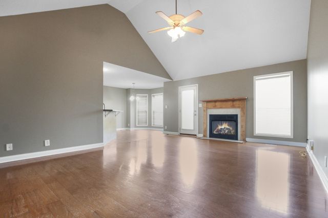 3676 S Jot Drive, Clarksville, TN 37040