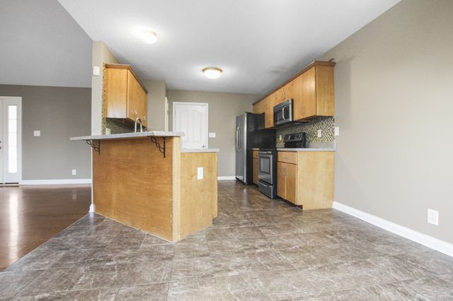 3676 S Jot Drive, Clarksville, TN 37040