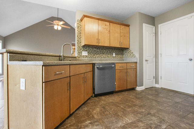 3676 S Jot Drive, Clarksville, TN 37040