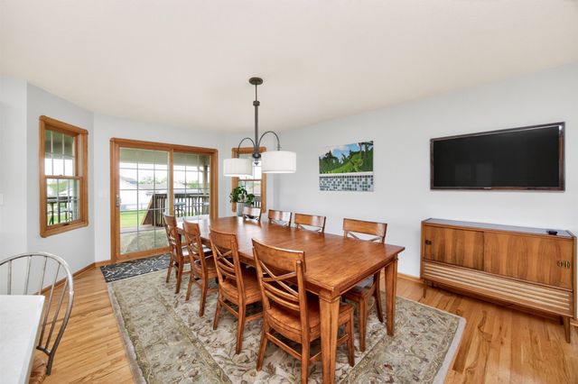 5764 NW 3rd Court, Des Moines, IA 50313