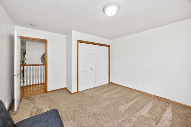 5764 NW 3rd Court, Des Moines, IA 50313
