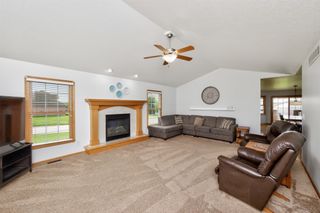 5764 NW 3rd Court, Des Moines, IA 50313