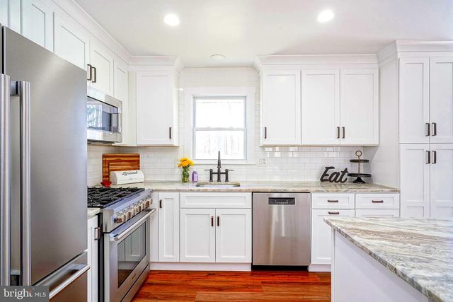 19 SANDRA LN, Tabernacle, NJ 08088