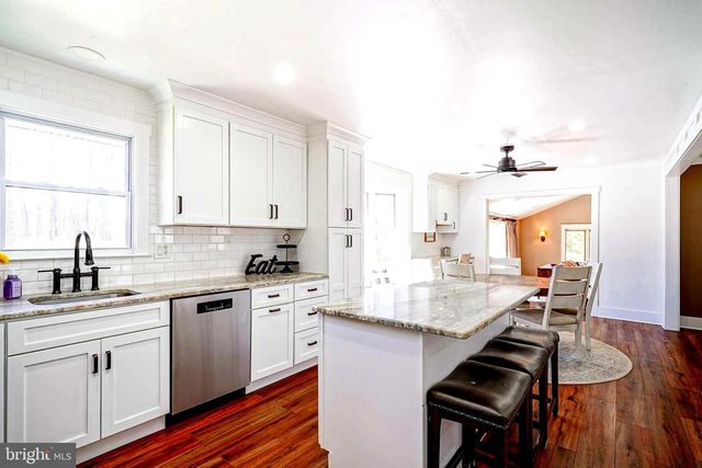 19 SANDRA LN, Tabernacle, NJ 08088