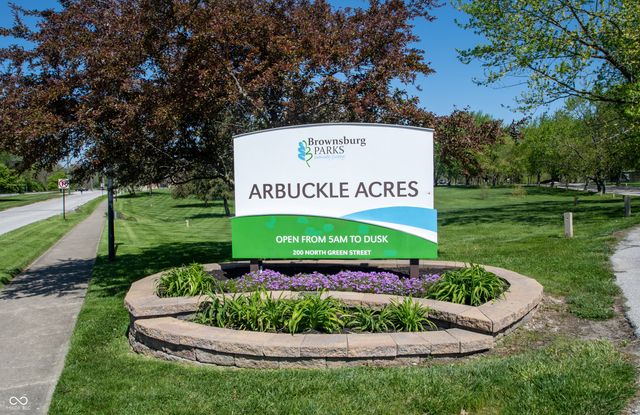 7158 Sterling Way, Brownsburg, IN 46112