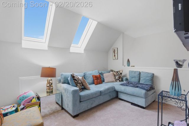 24642 Primrose Lane, Southfield, MI 48033