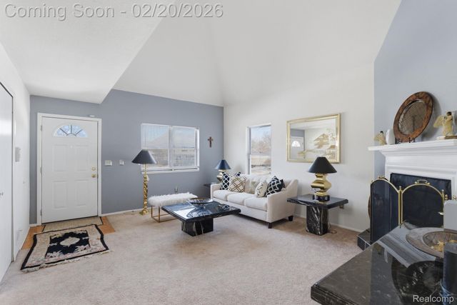 24642 Primrose Lane, Southfield, MI 48033