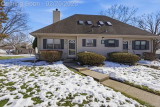 24642 Primrose Lane, Southfield, MI 48033