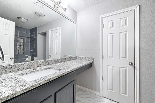 1223 Sequoia Drive, Desoto, TX 75115