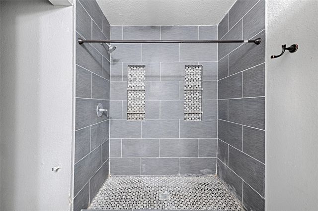 1223 Sequoia Drive, Desoto, TX 75115