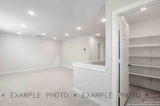 5635 Frederick Blf, Von Ormy, TX 78073
