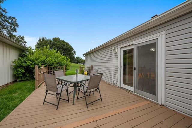 120 Braeburn Road, Montgomery, IL 60538