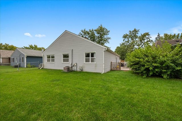 120 Braeburn Road, Montgomery, IL 60538