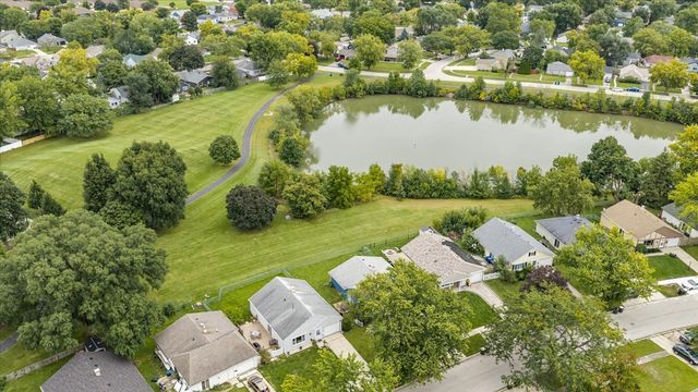 120 Braeburn Road, Montgomery, IL 60538