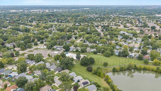 120 Braeburn Road, Montgomery, IL 60538