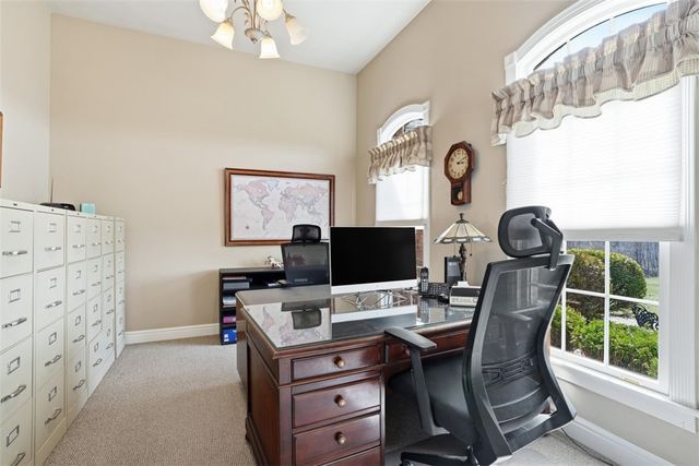 148 Stonegate Dr, Gilpin Twp, PA 15656