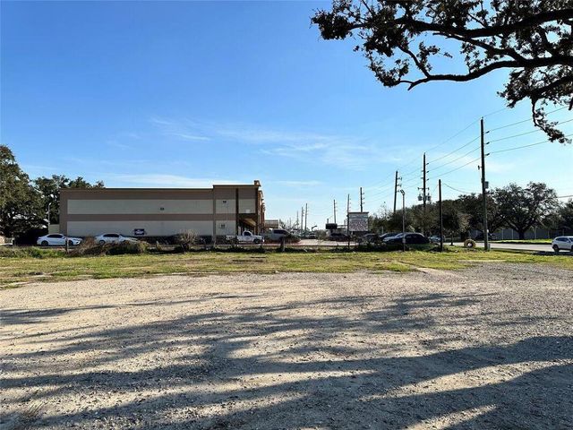 6511 Fm 1464 Road, Richmond, TX 77407