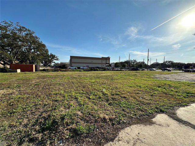 6511 Fm 1464 Road, Richmond, TX 77407