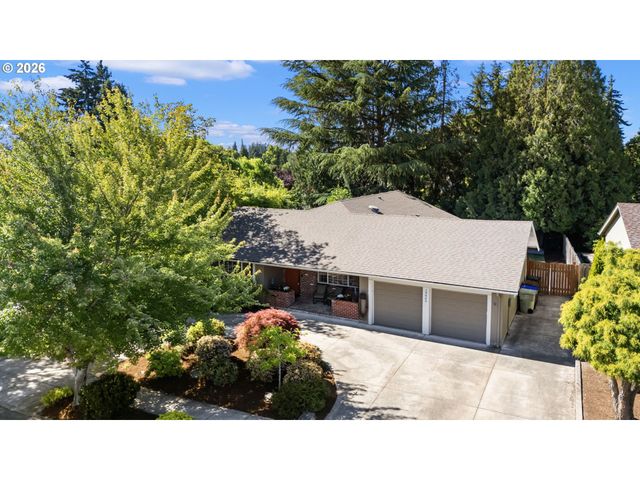 19065 Nw ASTORIA Dr, Portland, OR 97229