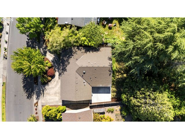 19065 Nw ASTORIA Dr, Portland, OR 97229