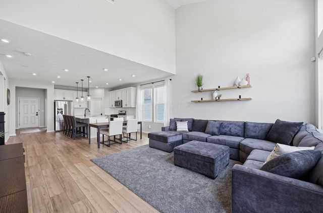 936 Mill Stone Drive, Sunbury, OH 43074