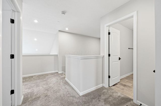 936 Mill Stone Drive, Sunbury, OH 43074