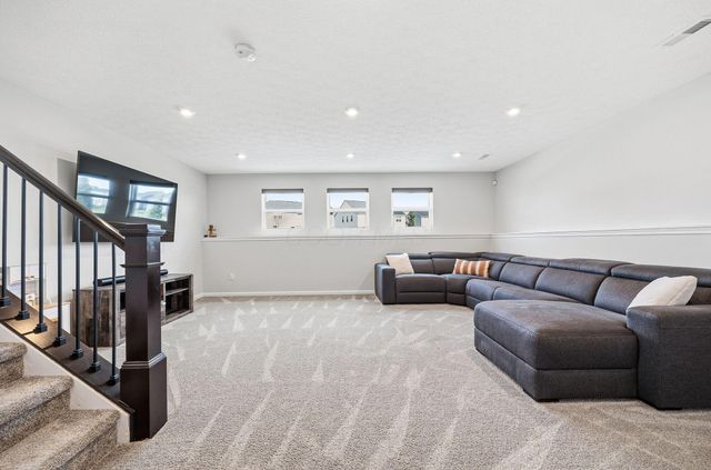 936 Mill Stone Drive, Sunbury, OH 43074