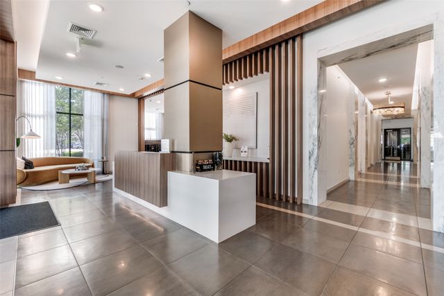 2929 Oak Lawn Avenue 742, Dallas, TX 75219